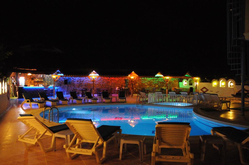 Atlantik Apart Hotel Didim Esterno foto